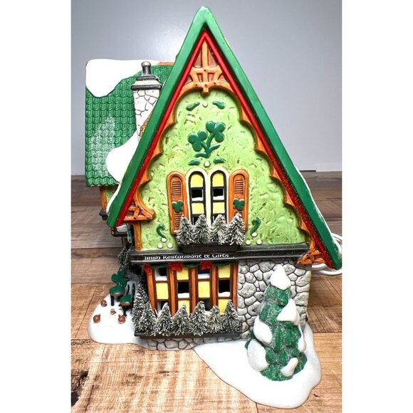 Department 56 McElfins Irish Restaurant & Gifts Lighted House North Pole series - Picture 5 of 9
